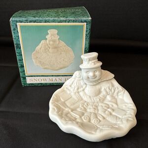 World Bazaar's Snowman Dish, White Ceramic Candy, Soap, Bowl Decor Frosty